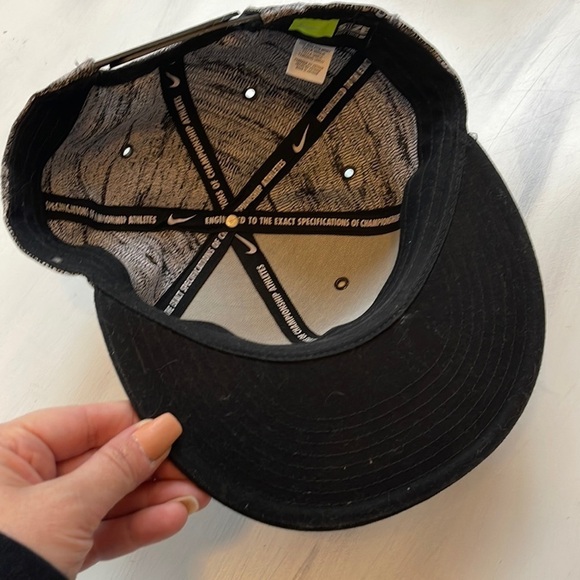 Boise State, Broncos, black Nike true cap - Picture 5 of 6